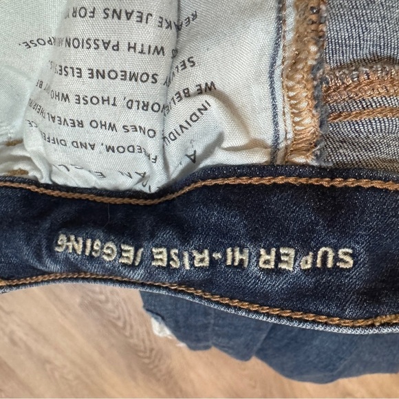 American Eagle Super Hi Rise Jegging 4 Regular Denim Dark Wash Distressed - Picture 5 of 5